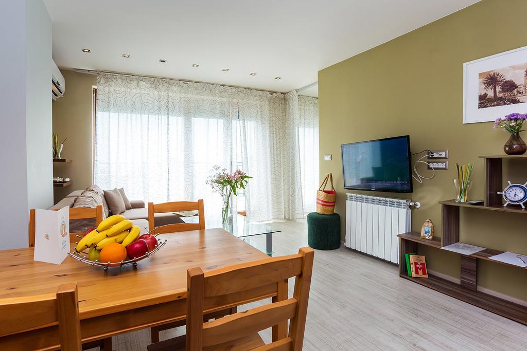 ApartHotel Prostor Kavarna Exteriér fotografie