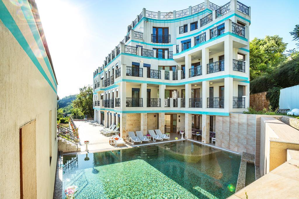 ApartHotel Prostor Kavarna Exteriér fotografie
